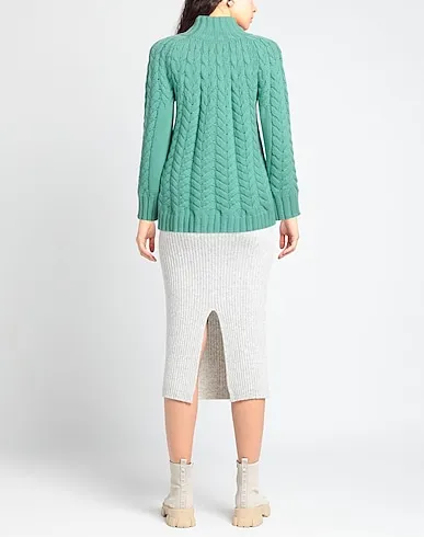 https://images.styletyx.com/images/light-green-knitted-cashmere-blend-fedeli-729825607_3.webp