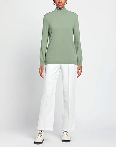 https://images.styletyx.com/images/light-green-knitted-cashmere-blend-malo-13381098_2.webp