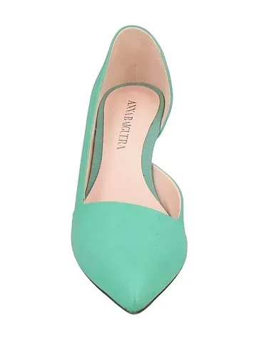 https://images.styletyx.com/images/light-green-leather-pump-anna-baiguera-13312240_4.webp