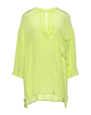 https://images.styletyx.com/images/light-green-satin-blouse-emma-gaia-red-1626123_1.webp