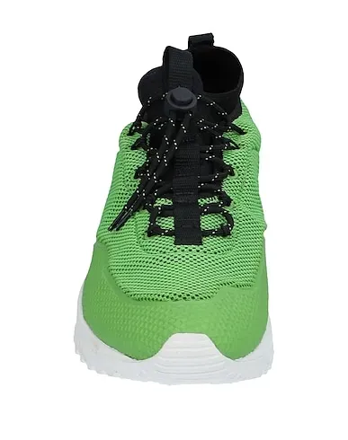 https://images.styletyx.com/images/light-green-sneakers-roa-962033_4.webp