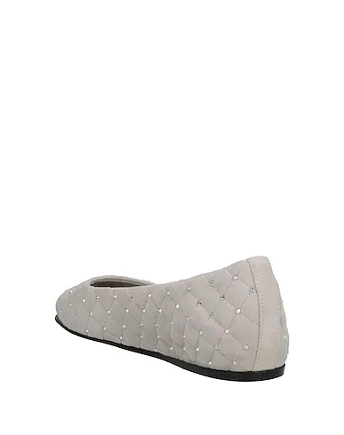 https://images.styletyx.com/images/light-grey-ballet-flats-le-silla-3314395_3.webp