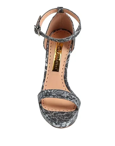 https://images.styletyx.com/images/light-grey-brocade-sandals-rupert-sanderson-3051621_4.webp