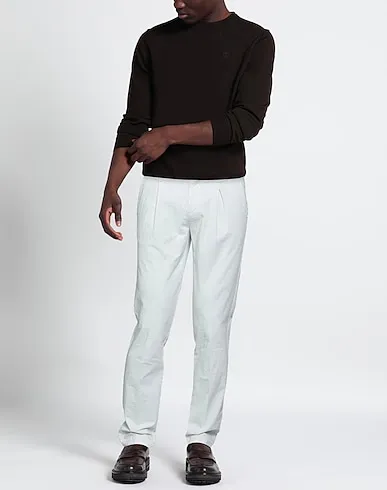 https://images.styletyx.com/images/light-grey-gabardine-casual-pants-entre-amis-13063931_2.webp