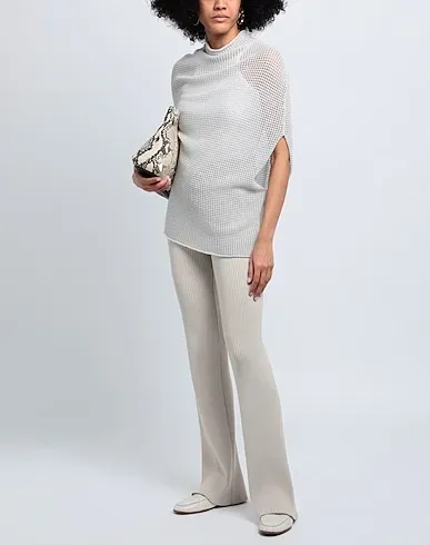 https://images.styletyx.com/images/light-grey-knitted-cashmere-blend-lamberto-losani-13111058_2.webp