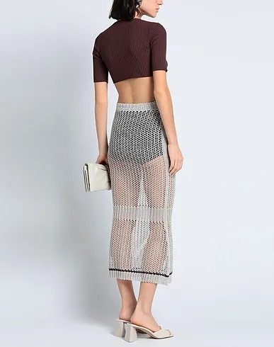 https://images.styletyx.com/images/light-grey-knitted-midi-skirt-victoria-beckham-13024810_3.webp
