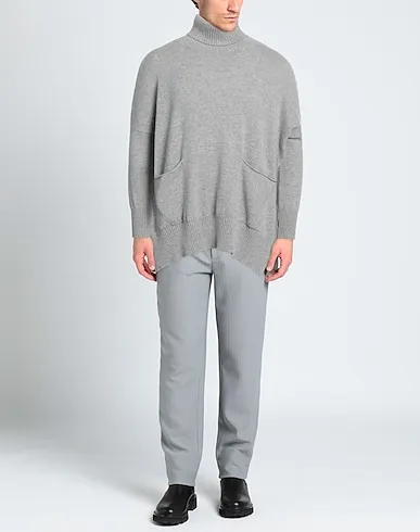 https://images.styletyx.com/images/light-grey-knitted-turtleneck-ma-ry-ya-13421344_2.webp