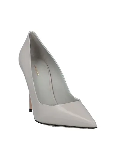 https://images.styletyx.com/images/light-grey-leather-pump-le-silla-3183999_2.webp