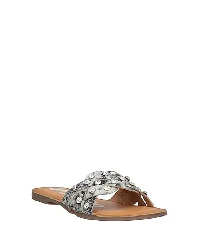 https://images.styletyx.com/images/light-grey-leather-sandals-gioseppo-12920334_2.webp