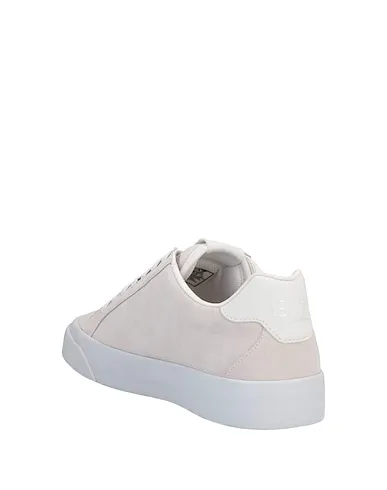 https://images.styletyx.com/images/light-grey-leather-sneakers-ea7-1409417_3.webp