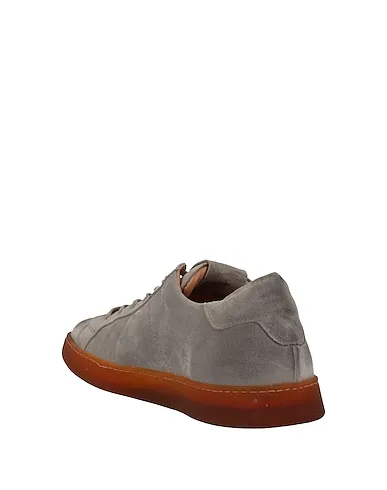 https://images.styletyx.com/images/light-grey-leather-sneakers-ernesto-dolani-13487062_3.webp
