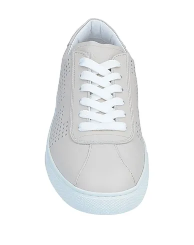 https://images.styletyx.com/images/light-grey-leather-sneakers-tod-s-1671029222_4.webp