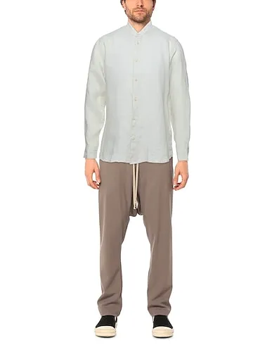 https://images.styletyx.com/images/light-grey-plain-weave-linen-shirt-drumohr-472743744_2.webp