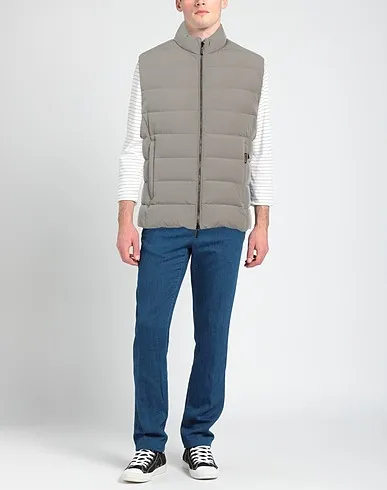 https://images.styletyx.com/images/light-grey-techno-fabric-shell-jacket-moorer-1005394871_2.webp