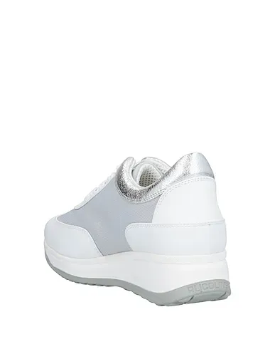 https://images.styletyx.com/images/light-grey-techno-fabric-sneakers-agile-by-rucoline-1335325_3.webp
