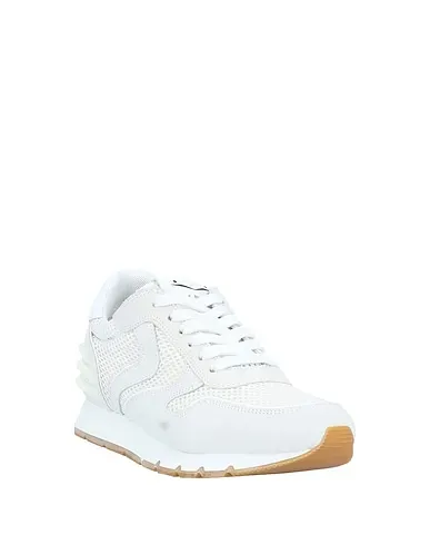 https://images.styletyx.com/images/light-grey-techno-fabric-sneakers-voile-blanche-12920100_2.webp