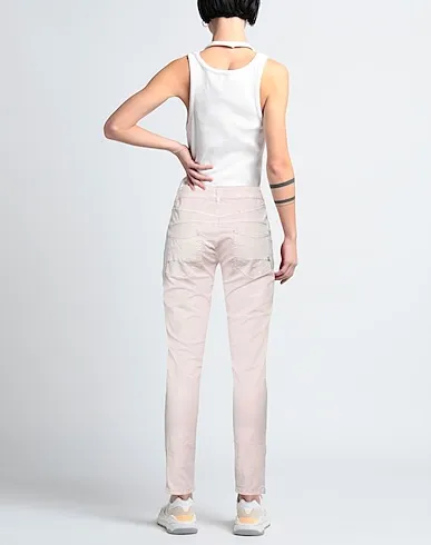 https://images.styletyx.com/images/light-pink-cotton-twill-casual-pants-r-jeans-by-rinascimento-754360395_3.webp