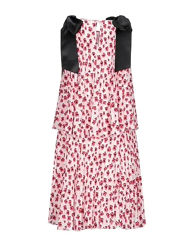 https://images.styletyx.com/images/light-pink-crepe-short-dress-be-blumarine-2354632_2.webp