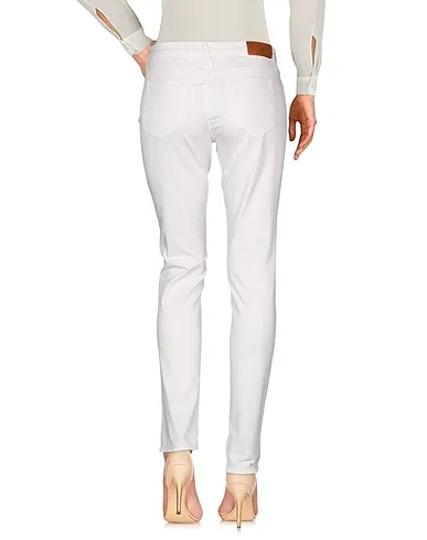 https://images.styletyx.com/images/light-pink-gabardine-casual-pants-fred-perry-3008881_3.webp