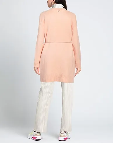 https://images.styletyx.com/images/light-pink-knitted-cardigan-high-1224505161_3.webp
