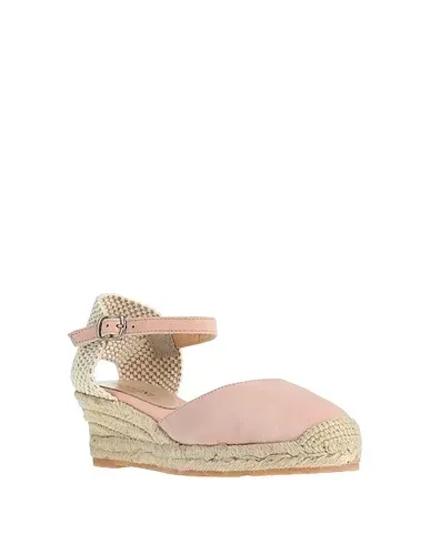 https://images.styletyx.com/images/light-pink-leather-espadrilles-carlo-pazolini-941677_2.webp
