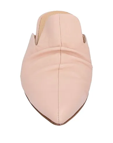 https://images.styletyx.com/images/light-pink-leather-mules-and-clogs-halmanera-1387803_4.webp