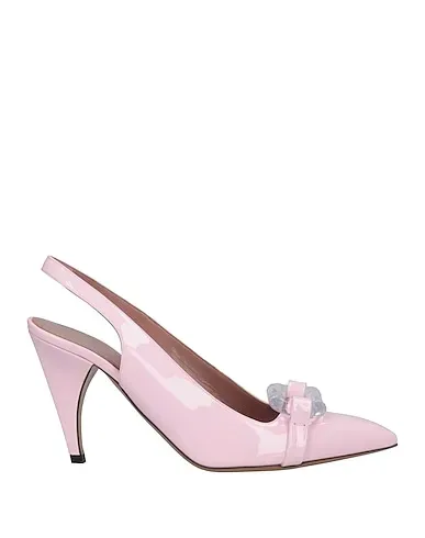 https://images.styletyx.com/images/light-pink-leather-pump-rayne-13229418_1.webp