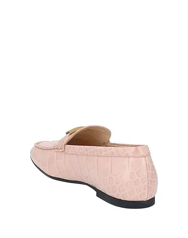 https://images.styletyx.com/images/light-pink-loafers-tod-s-1528618_3.webp