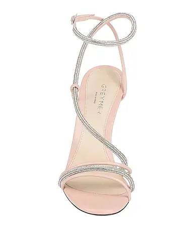 https://images.styletyx.com/images/light-pink-sandals-grey-mer-1171390_4.webp