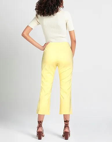 https://images.styletyx.com/images/light-yellow-jersey-cropped-pants-culottes-options-13193777_3.webp