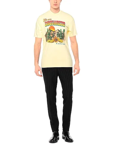 https://images.styletyx.com/images/light-yellow-jersey-t-shirt-dsquared2-969418_2.webp