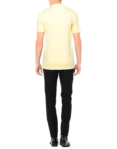 https://images.styletyx.com/images/light-yellow-jersey-t-shirt-dsquared2-969418_3.webp