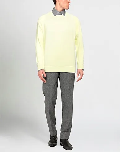 https://images.styletyx.com/images/light-yellow-knitted-sweater-filippo-de-laurentiis-3219482_2.webp