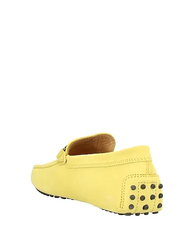 https://images.styletyx.com/images/light-yellow-leather-loafers-tod-s-1576461_3.webp
