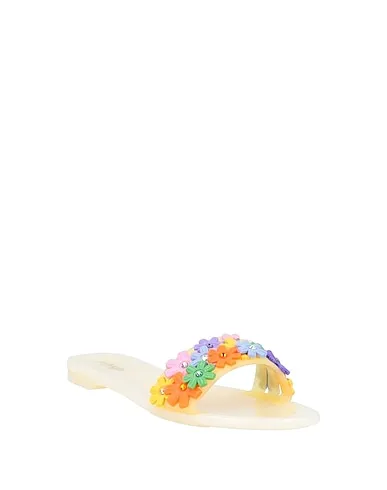 https://images.styletyx.com/images/light-yellow-sandals-menghi-613345_2.webp