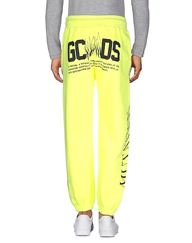 https://images.styletyx.com/images/light-yellow-sweatshirt-casual-pants-gcds-1008742522_3.webp