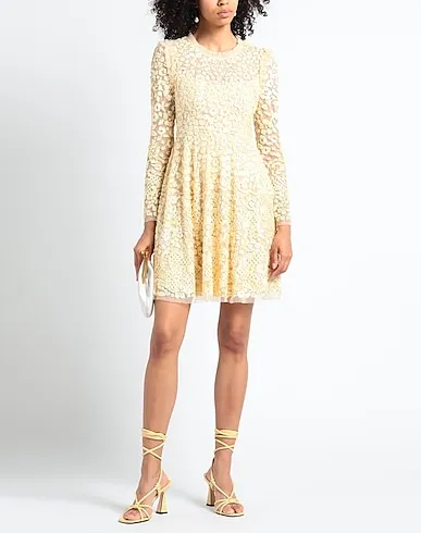 https://images.styletyx.com/images/light-yellow-tulle-short-dress-needle-thread-875188360_2.webp