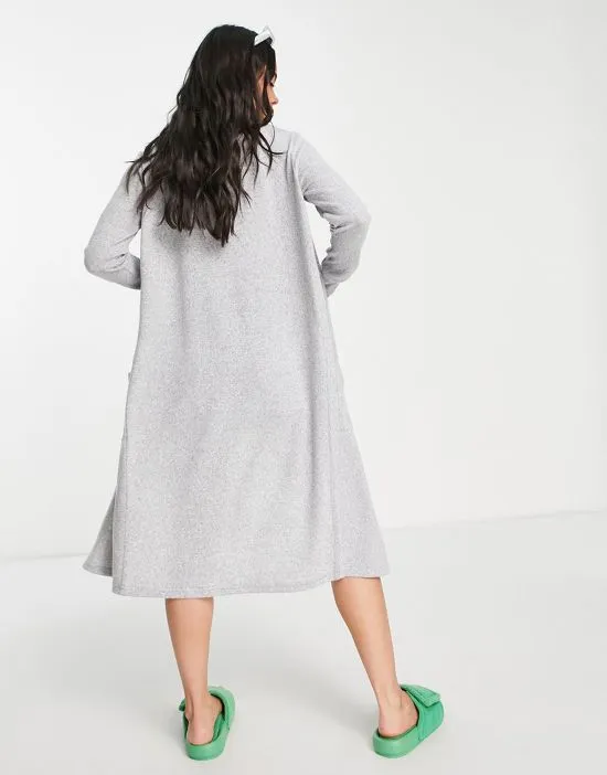 https://images.styletyx.com/images/lightweight-longline-cardigan-in-gray-noisy-may-1005497360_2.webp