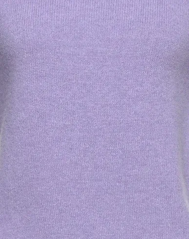https://images.styletyx.com/images/lilac-knitted-turtleneck-cividini-cashmere-563365_4.webp