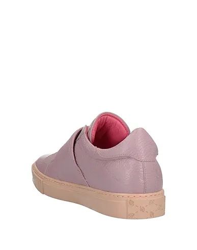 https://images.styletyx.com/images/lilac-sneakers-blumarine-710354561_3.webp