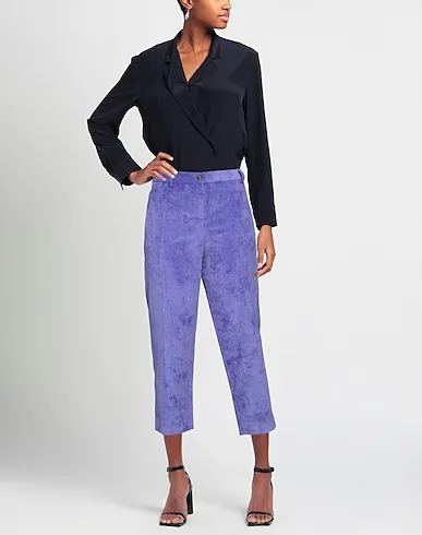 https://images.styletyx.com/images/lilac-velvet-casual-pants-guttha-1693952812_2.webp