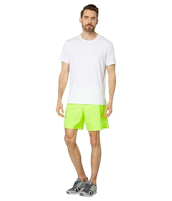 https://images.styletyx.com/images/limitless-run-shorts-the-north-face-13149950_4.webp