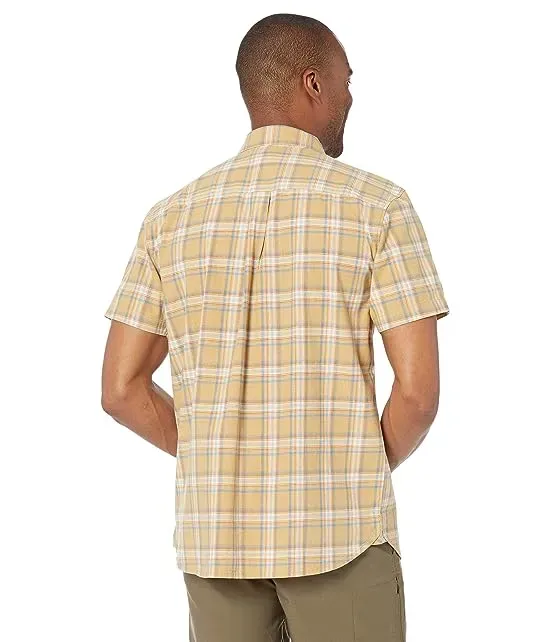 https://images.styletyx.com/images/loghill-short-sleeve-shirt-the-north-face-13087854_2.webp