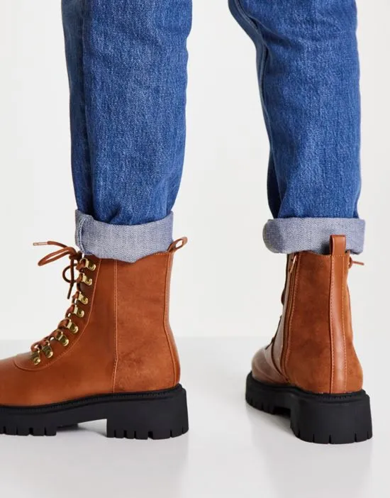 https://images.styletyx.com/images/london-rebel-wide-fit-chunky-hiker-ankle-boots-in-tan-london-rebel-wide-fit-2112726_2.webp