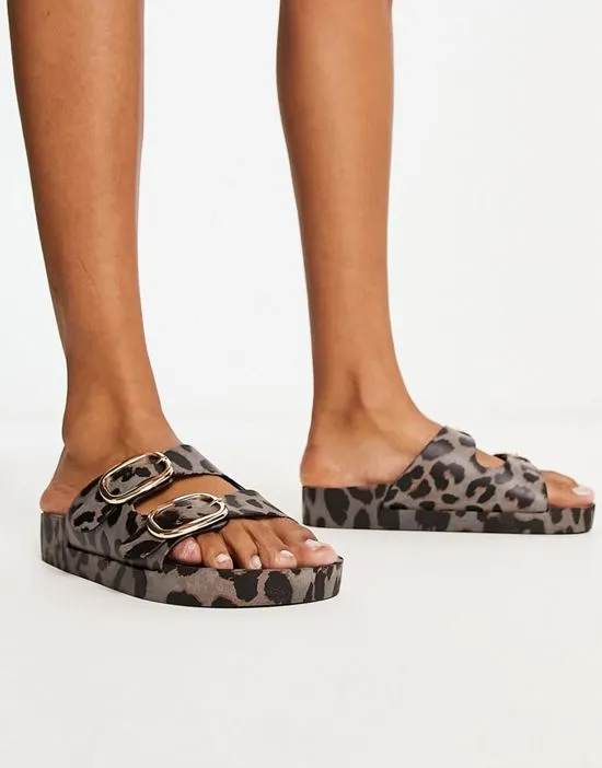 https://images.styletyx.com/images/london-rebel-wide-fit-double-buckle-footbed-sandals-in-leopard-london-rebel-wide-fit-13020124_2.webp