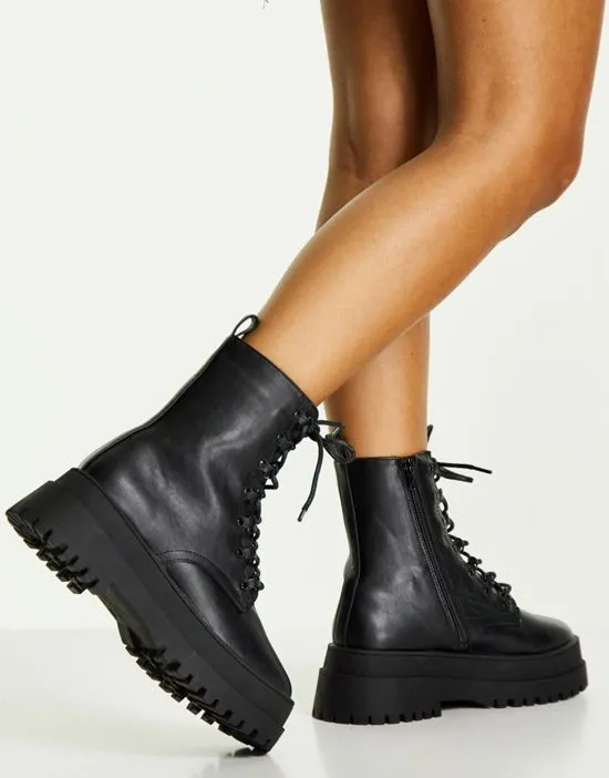 https://images.styletyx.com/images/london-rebel-wide-fit-lace-up-chunky-boots-in-black-london-rebel-wide-fit-2112740_2.webp