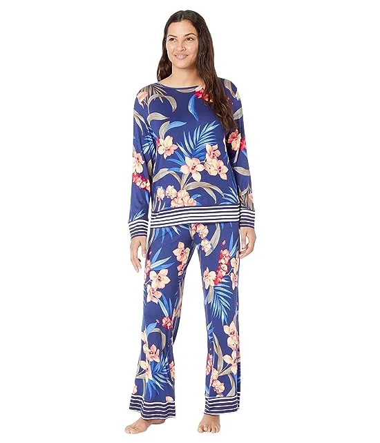 https://images.styletyx.com/images/long-sleeve-ankle-pants-pj-set-tommy-bahama-2605705_1.webp