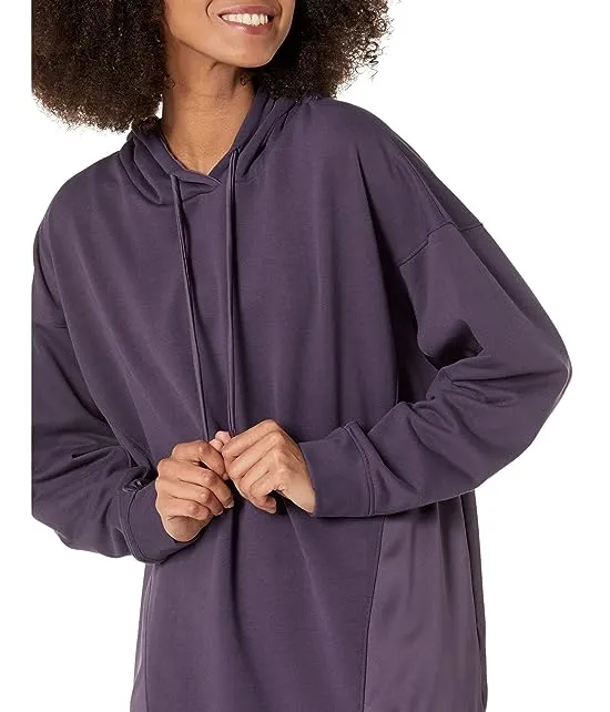 https://images.styletyx.com/images/long-sleeve-swing-back-hooded-pullover-h-halston-2897978_3.webp