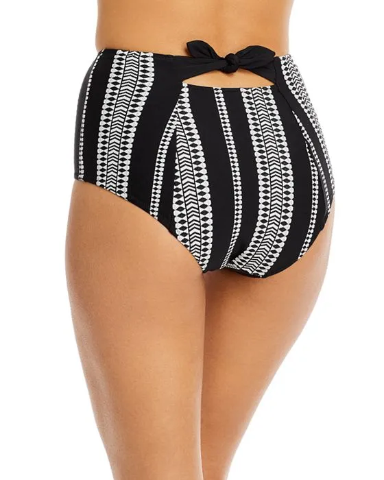 https://images.styletyx.com/images/luchia-printed-high-waist-bikini-bottom-lemlem-13002886_2.webp