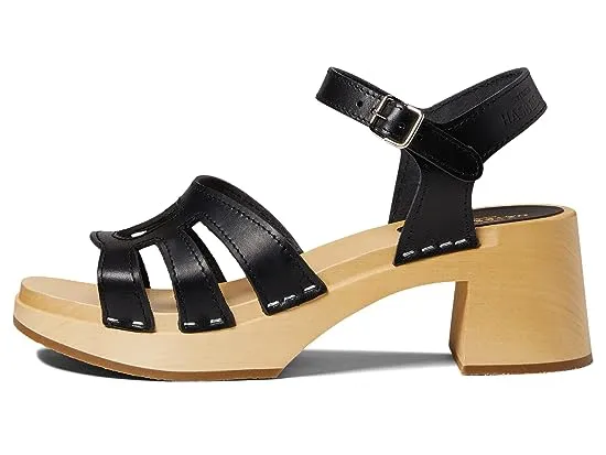 https://images.styletyx.com/images/luxury-sandal-swedish-hasbeens-1962268_4.webp